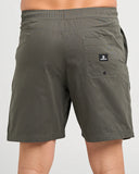 The Mad Hueys Skull Anchor 18" Volley Short