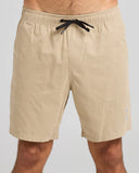 The Mad Hueys Skull Anchor 18" Volley Short