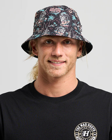 The Mad Hueys She'll Be Right Bucket Hat