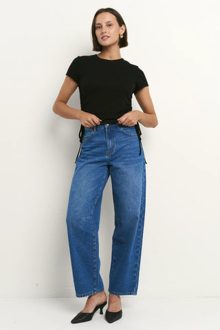 Re:Union Berlin Signature Blue Mid Barrel Leg Jean
